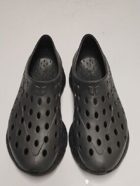 Kane Revive Recovery Shoes